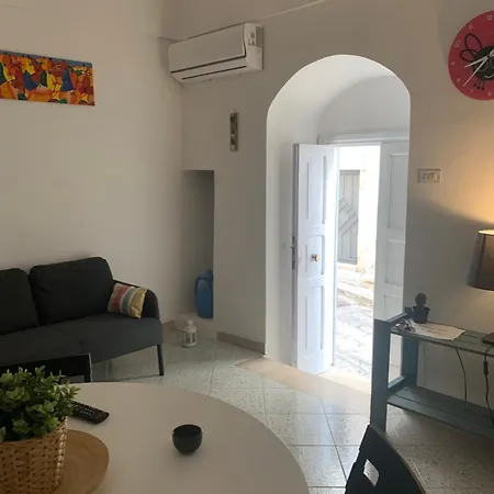 Dimora Il Campanile * أوستوني